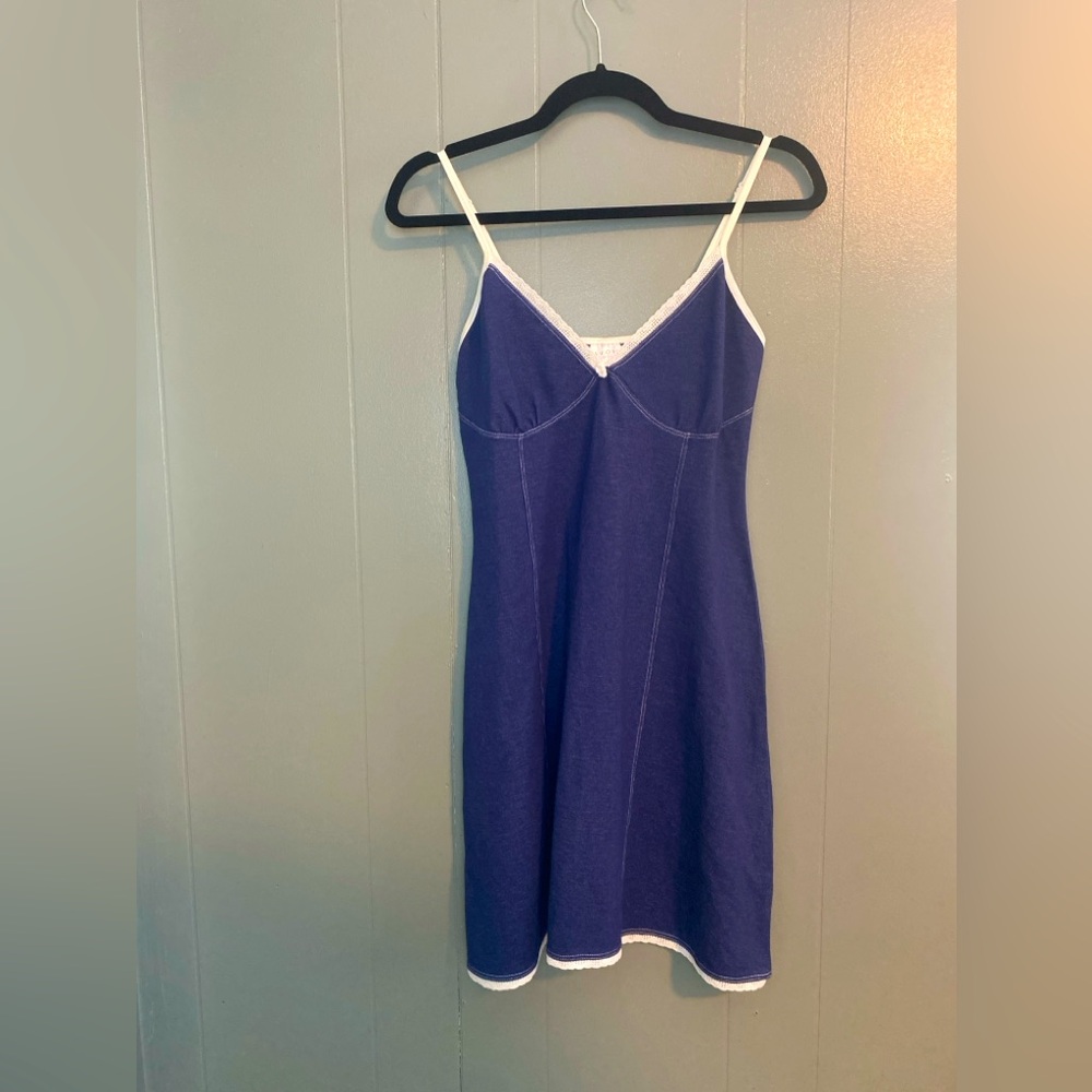 Avon - Vintage Denim Chemise with White Trim - Small
